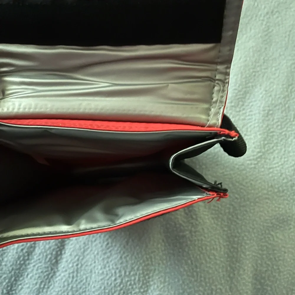 Dale Earnhardt Jr insulated Cooler!  New! - Picture 4 of 5
